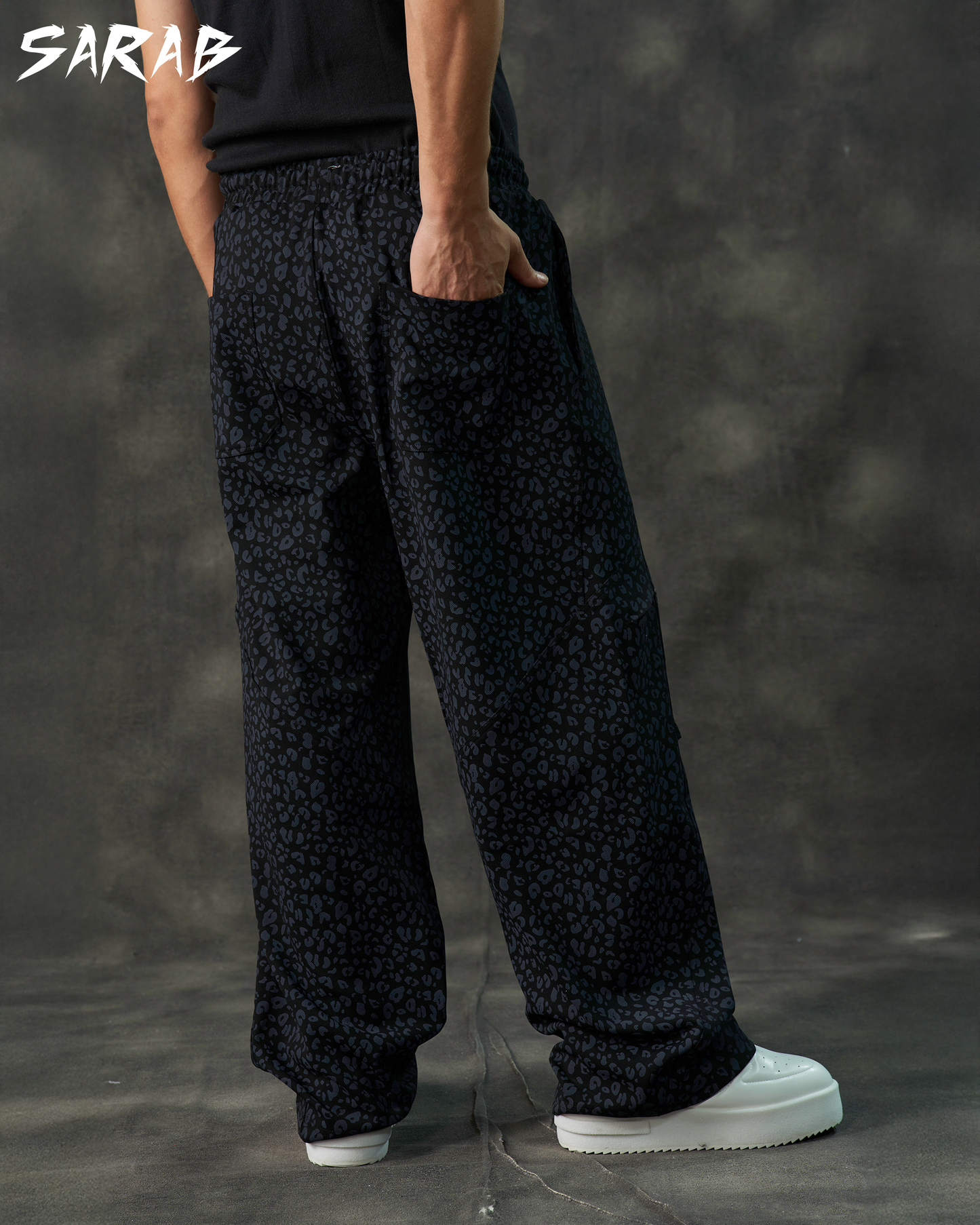 Tiger baggy pants